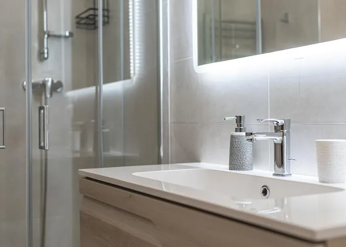 Moderno In Centro Citta Sant'Agata di Militello